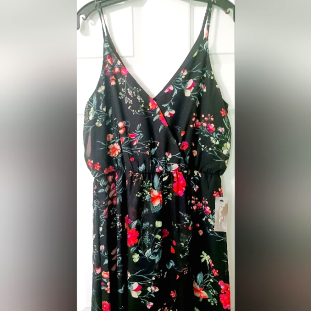 NWT Floral High Low Dress